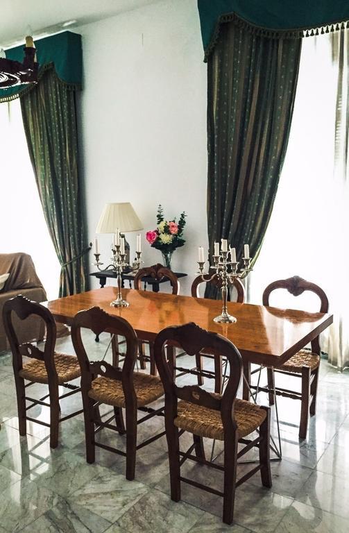 הוילה קזאיה דה לה סיירה La Casa De Manolo חדר תמונה